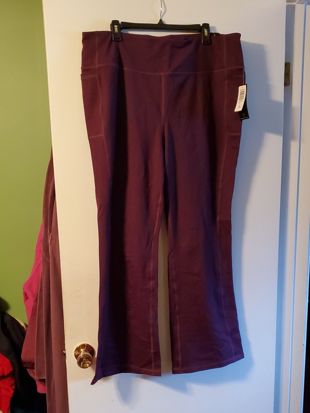 NWT Torrid size 3(3x) Purple Boot-Cut Activewear Pants